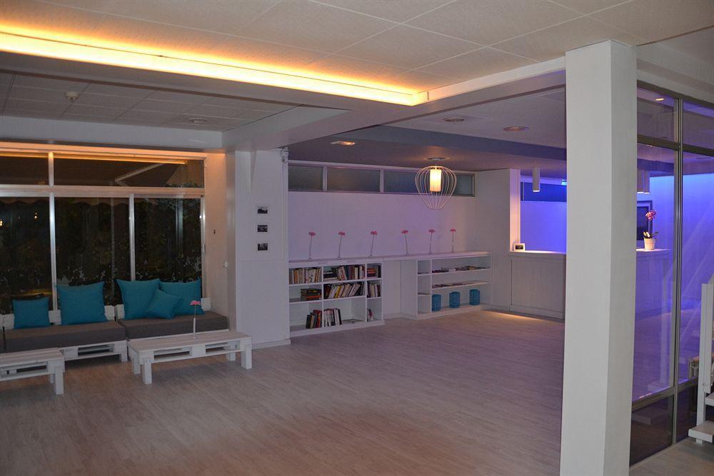 Solvi Hotel - Adults Only Виланова-и-ла-Желтру Экстерьер фото