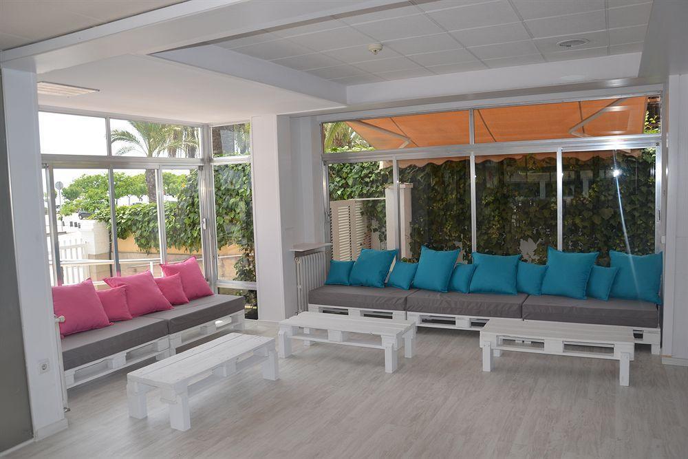 Solvi Hotel - Adults Only Виланова-и-ла-Желтру Экстерьер фото