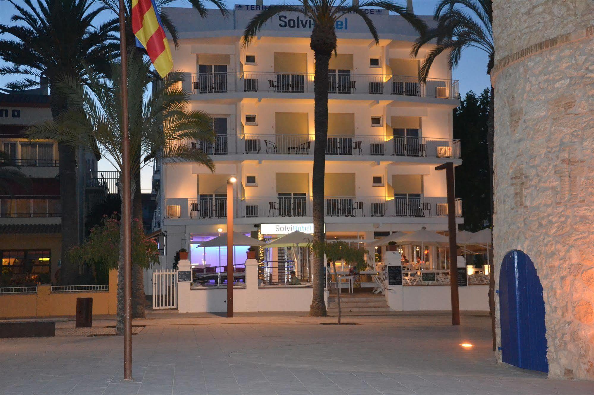 Solvi Hotel - Adults Only Виланова-и-ла-Желтру Экстерьер фото