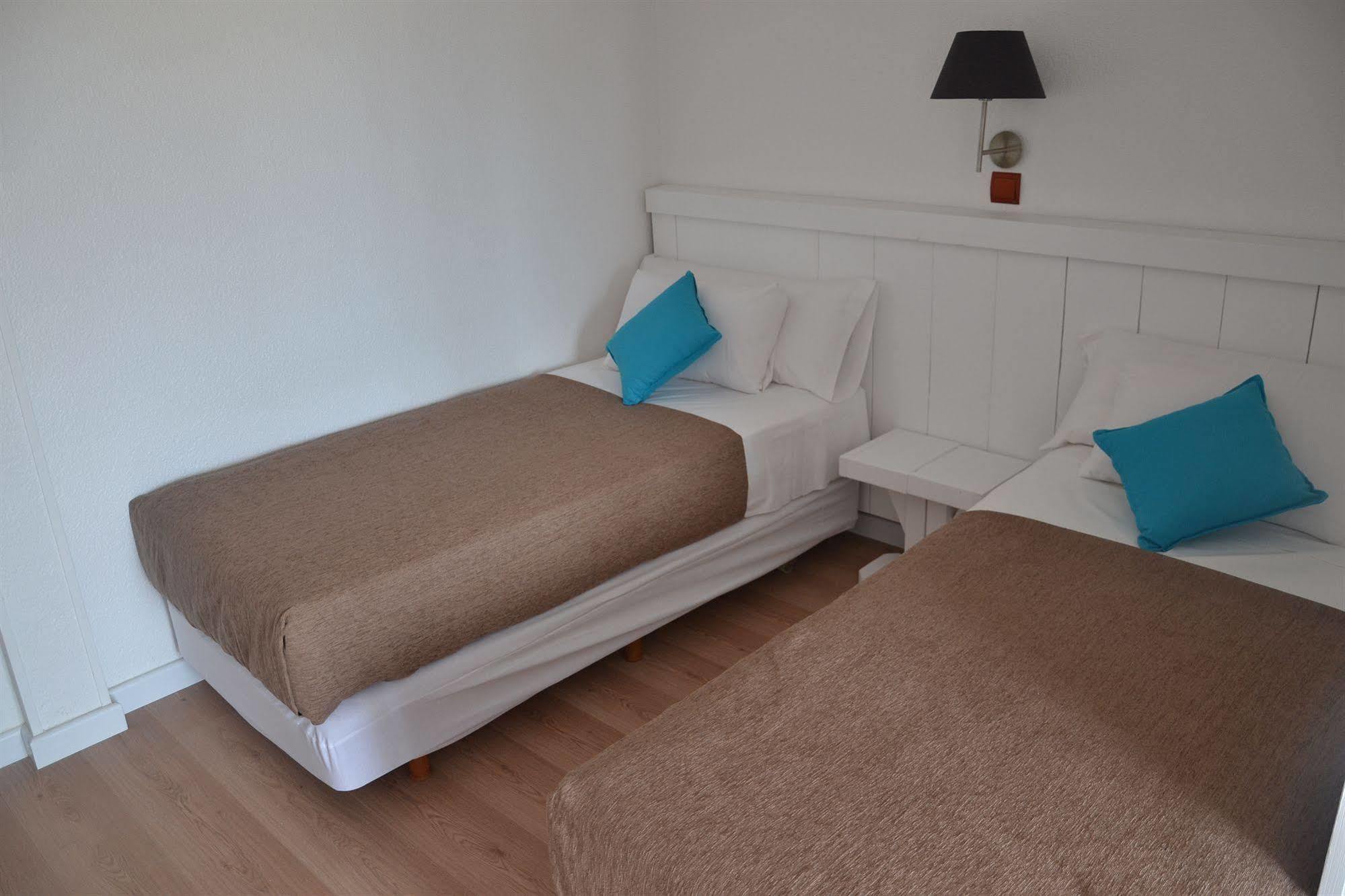 Solvi Hotel - Adults Only Виланова-и-ла-Желтру Экстерьер фото